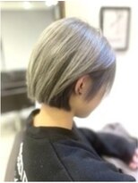 レム 三鷹(REM) インナーカラー/シルバーアッシュ