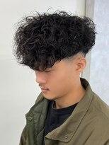 エルマーク 京都駅前(L-MARK)&nbsp;スペインカール/スパイラルパーマ/フリンジ/フェード/メンズ