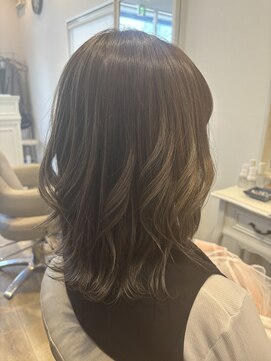 フィリア 稲毛(Philia) グレージュハイライト♪