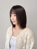 コタ 水戸(COHTA) 地毛風ダークグレージュ×ぱつっとレイヤーボブ