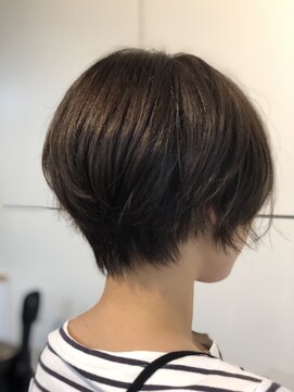 ヘアーアンドシューズ タイプエービー(HAIR&SHOES Type AB) "Type ABデザイン"ハンサムショート