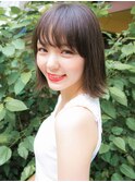 アッシュグレージュ