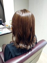 シンリア(ShinLia) くびれ/ワンカール/スタイリング簡単♪外ハネ×小顔ネオウルフ