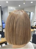 ミルクティーベージュ