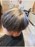 シルバーグレイ