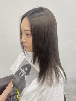 イーアップ バイ ボス(e up by boss)の写真/極上トリートメントで髪の内側から補修し、艶と滑らかな手触りの良さを実感☆うる艶美髪を手に入れよう♪