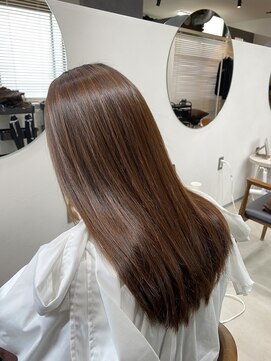 グラフ 立川(Graph.) ブリーチなしダブルカラー Aujua髪質改善トリートメント