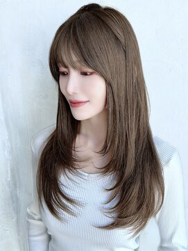 エインアンリー 明治神宮前(AIN.ANLY.) 韓国風パーマくびれロング似合わせカットロングレイヤー前髪