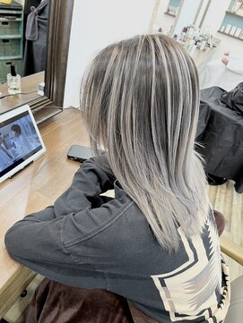 シュパーブ オリゾン(SUPERBE horizon) バレイヤージュ/ブリーチ/シャドールーツ