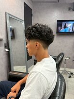 リッチブランドアンドコー(Rich Brand&Co)&nbsp;センターパート/ニュアンスパーマ/韓国/フェーザーパーマ/眉毛