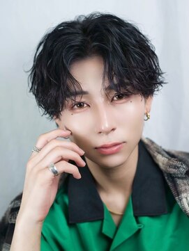 AI TOKYO+Sea MEN'S横浜 MEN'Sパーマ/MEN'Sカット【アイトーキョープラスシーメンズ】 横浜/ツイストスパイラル/波巻きスパイラル/センターパート