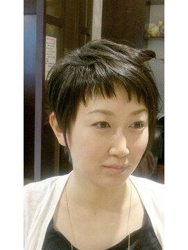 ローグヘアー 亀有店(Rogue HAIR) ナナメバングショート