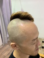 エメ ヘアー(aimer hair) 奇抜な頭