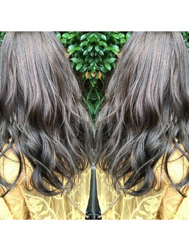 ステラ(stella) 柔らかい印象◎スモーキーグレージュ【和田常経】