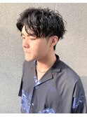 七三分けオールバックツーブロック刈り上げツイストスパイラル