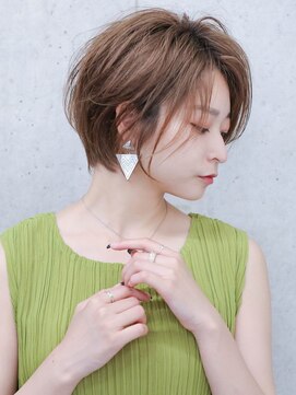 ルアン 上通り(ruen) ショートカット 熊本 ショートボブ くびれショートヘア 前髪なし