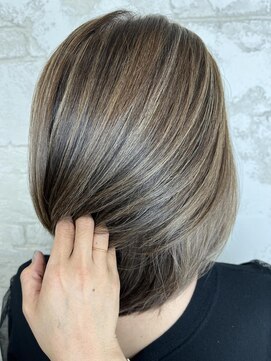 プライズ アイリス 池袋東口店(prize Iris) 白髪ぼかしハイライト20代30代40代￥15400