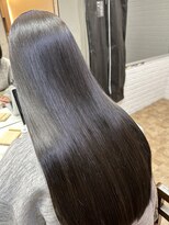 レス 仙台(Less)&nbsp;【赤みのない艶。シルキー縮毛矯正】髪質改善カラー