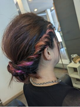 パラゴンヘア(Paragon hair) インナーカラー + アレンジ