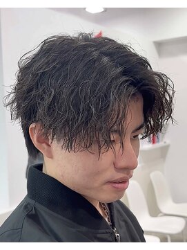オーシャントーキョー 心斎橋(OCEAN TOKYO WEST) 波巻きパーマメンズツイストスパイラルパーマツーブロック