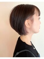 ジールヤマグチ 朝霧駅前店 大人可愛い前下がりボブ★インナーカラー【白髪ぼかし】