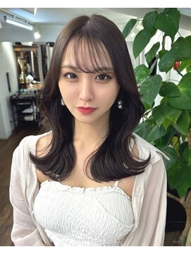 インビテーション(invitation) アッシュベージュ 大人ベージュ 透けベージュ