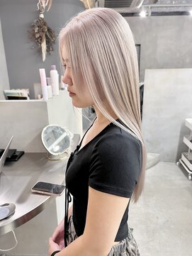 クリム(qulim) ☆ シルキーグレージュ