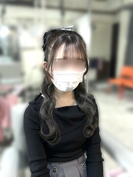 アイビー 新宿(IVY) ハーフポニー