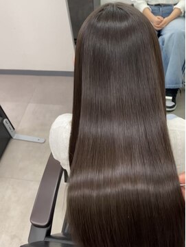 シンカ(shinka) うる艶ストレート＋チョコレートカラー