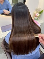 リラ バイ ミラ 新宿(LILA by MILA)&nbsp;うる艶ストレート/髪質改善/酸性ストレート/ココアブラウン