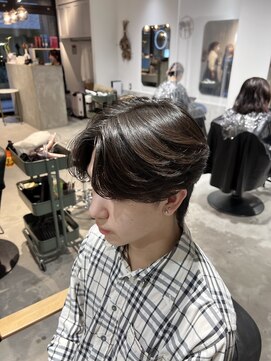 センターパート/ニュアンスパーマ/フェザーパーマ/メンズパーマ