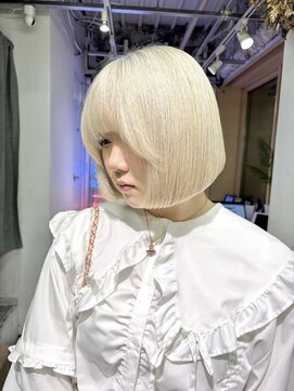 グロウ 渋谷(grow) 【ホワイトブロンド×タッセルボブ】