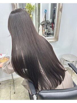 ウカン(UKAN.) SYSTEM PROFESSIONALのトリートメント