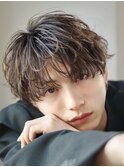 韓国マッシュフェザーパーマニュアンスパーマセンターパート黒髪