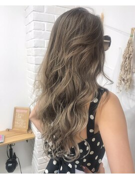 アンベリール 大名(Embellir) Embellir グラデーション