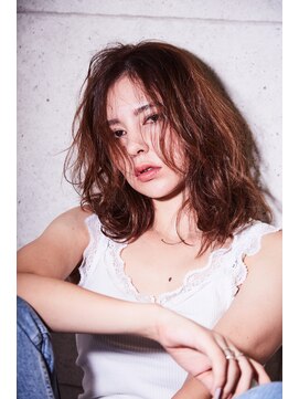 ヘアサロン ドットプラス 町田店(dot. plus) セミミディアム×ラフ×イルミナ３【dot.plus 町田】