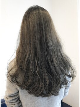 ウィロー(WILLOW) 【WILLOW】シークレットハイライトを使ったグレージュ(井下貴史)