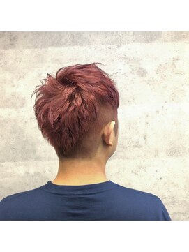 キャラ シャローネ 池袋(Chara Chalone) ワイルドさとセクシーさが同居したスタイル【池袋東口】