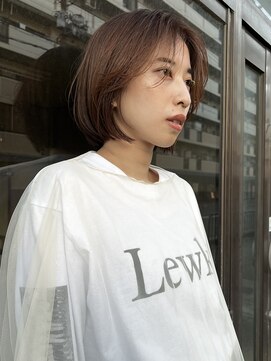 シシ(SiSi) ピンクブラウン×ナチュラルボブ