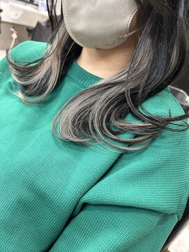 ロイオブジゼル(roi of GiseL) インナーカラー　ホワイトカラー