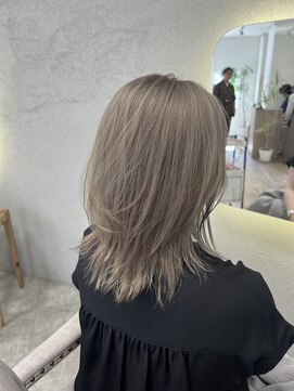 ゼロヘアーハナレ(zerohair HANARE) シルバーカラー・ミルクティーカラー
