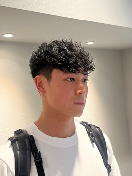 グルーマーズトウキョウ 渋谷店(GROOMER/S TOKYO) くせ毛を活かしてスペインカール