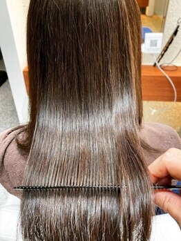 メンズアンドレディース モテナの写真/広がりやうねり・エイジング毛対策に◎当店自慢の縮毛矯正でナチュラルなストレートヘアに【豊田】