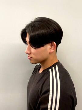 ナンバー アリア 三軒茶屋(N° aria) 爽やかアップバング/コンマヘア/センターパート