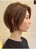 横浜西口大人ショートボブココアベージュ前髪なしグレージュ40代