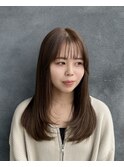 オリーブベージュ