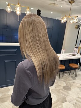 グレージュカラー