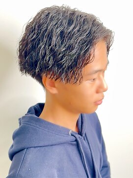 メンズパーマ/ツイストスパイラル/ツイスパ/センターパート