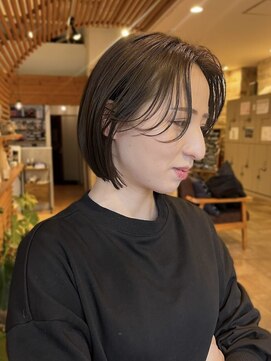 マッシュ アドベ 八戸ノ里(MASHU ADOBE) 赤みを消すオリーブカラーで大人っぽさアップ