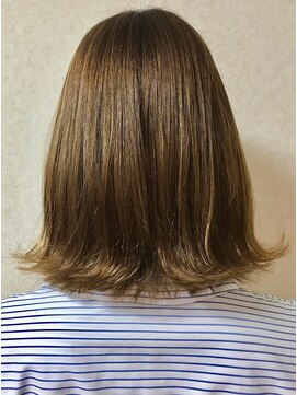 カッシュカッシュ(Cache-Cache) 外ハネ ボブ